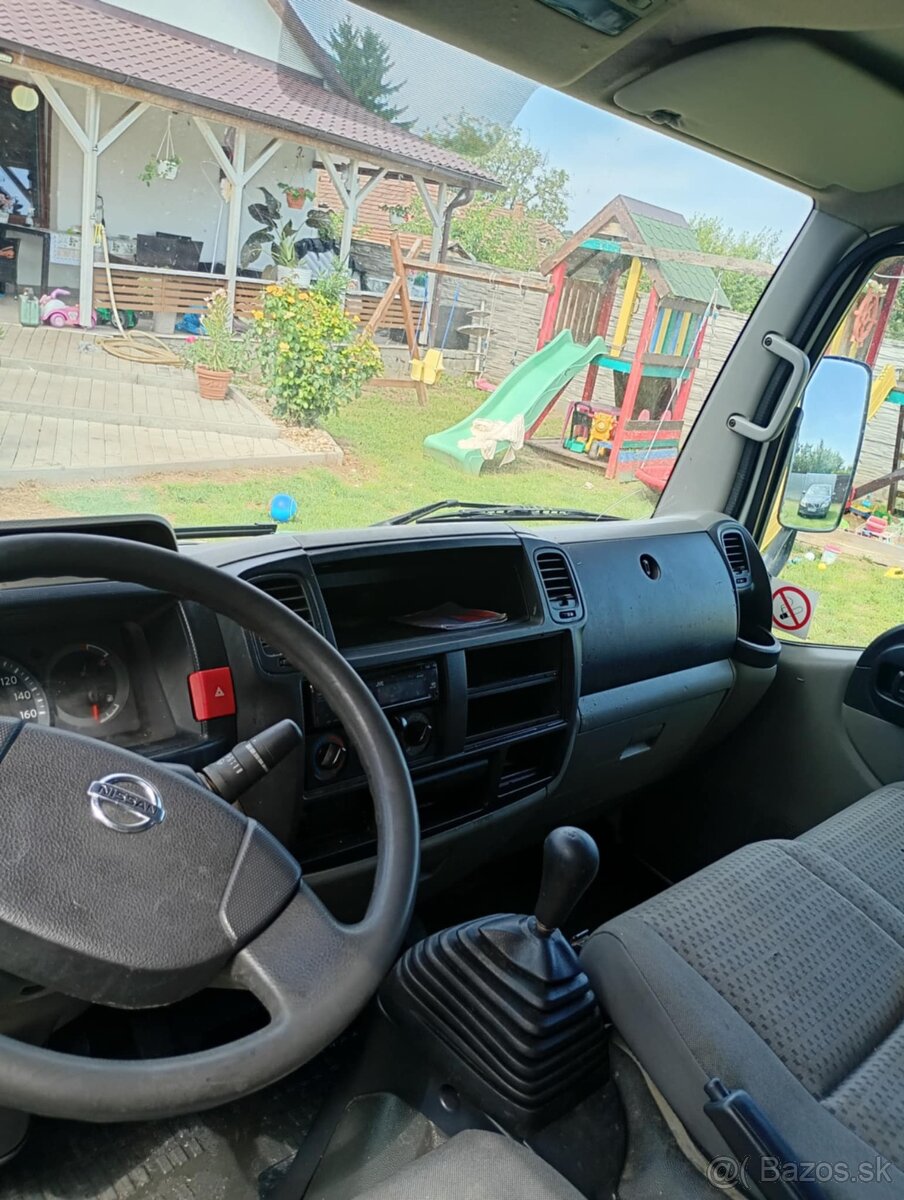 Nissan Cabstar 2.5 DCI - 3