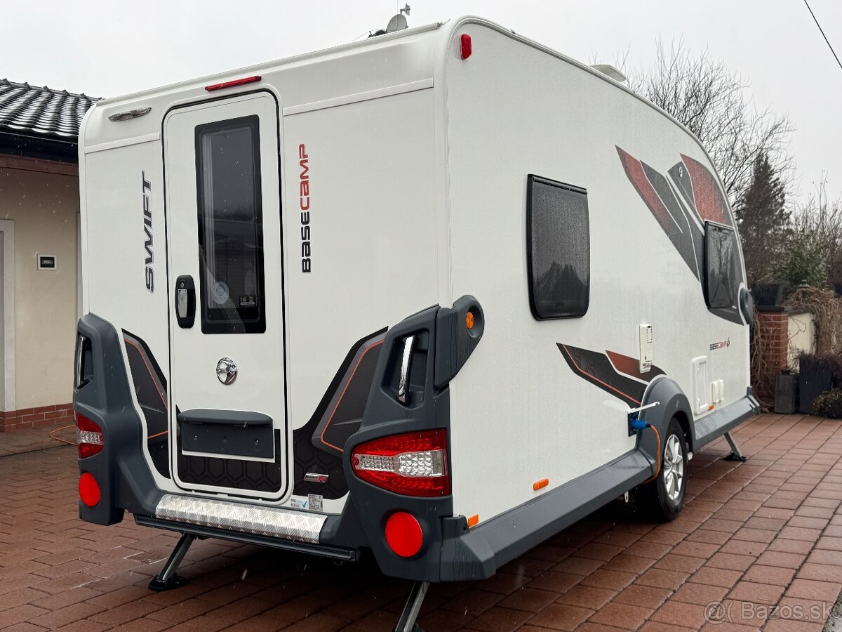 🔱 EXKLUZIVNÍ ANGLICKÝ KARAVAN SWIFT BASECAMP 6 r.v 202 - 3