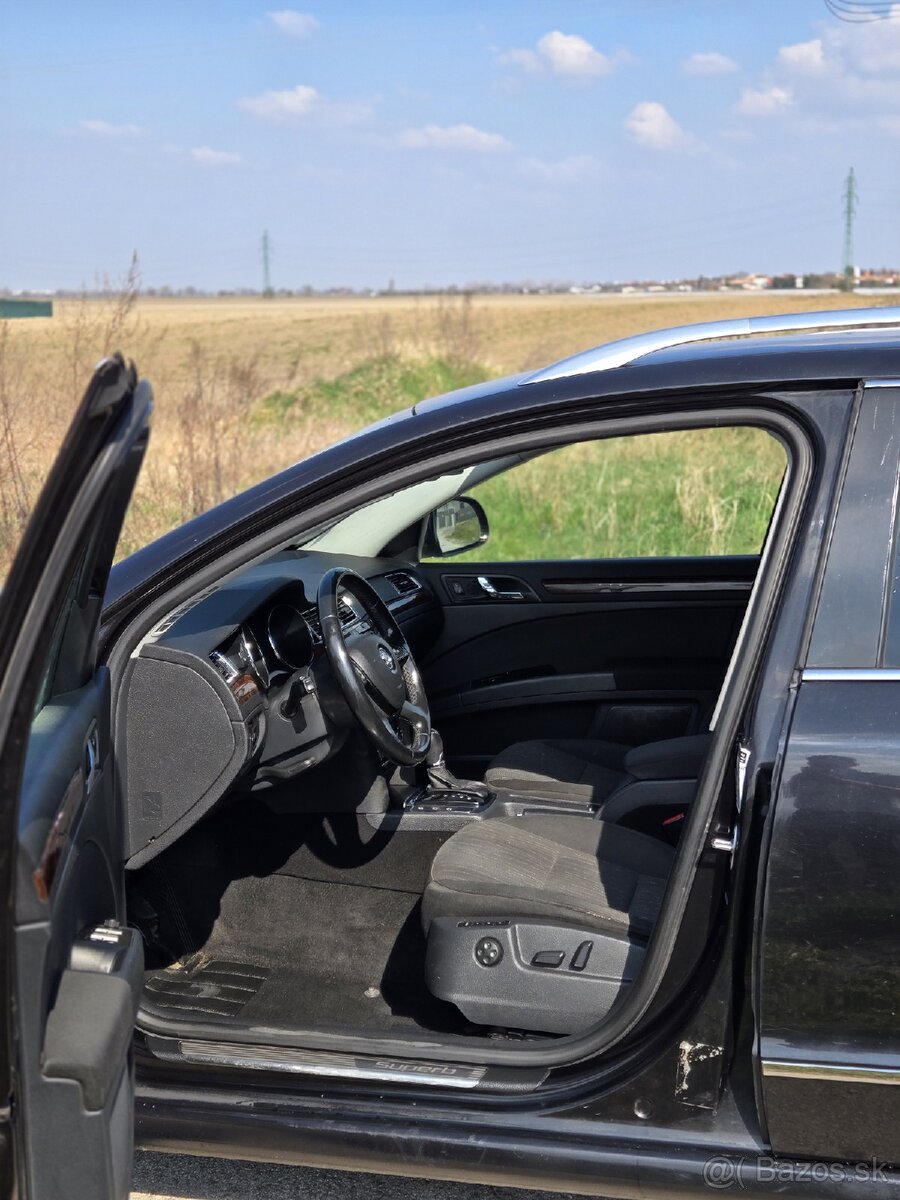 ŠKODA SUPERB 2 FACELIFT 2014 - 3