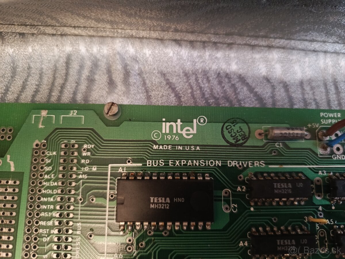 Intel MCS-85 System Design Kit (SDK-85) -zberateľský počítač - 3