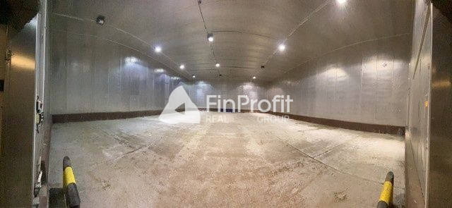 Chladiarenský skladový priestor na prenájom - 373 m2, ul. Na - 3