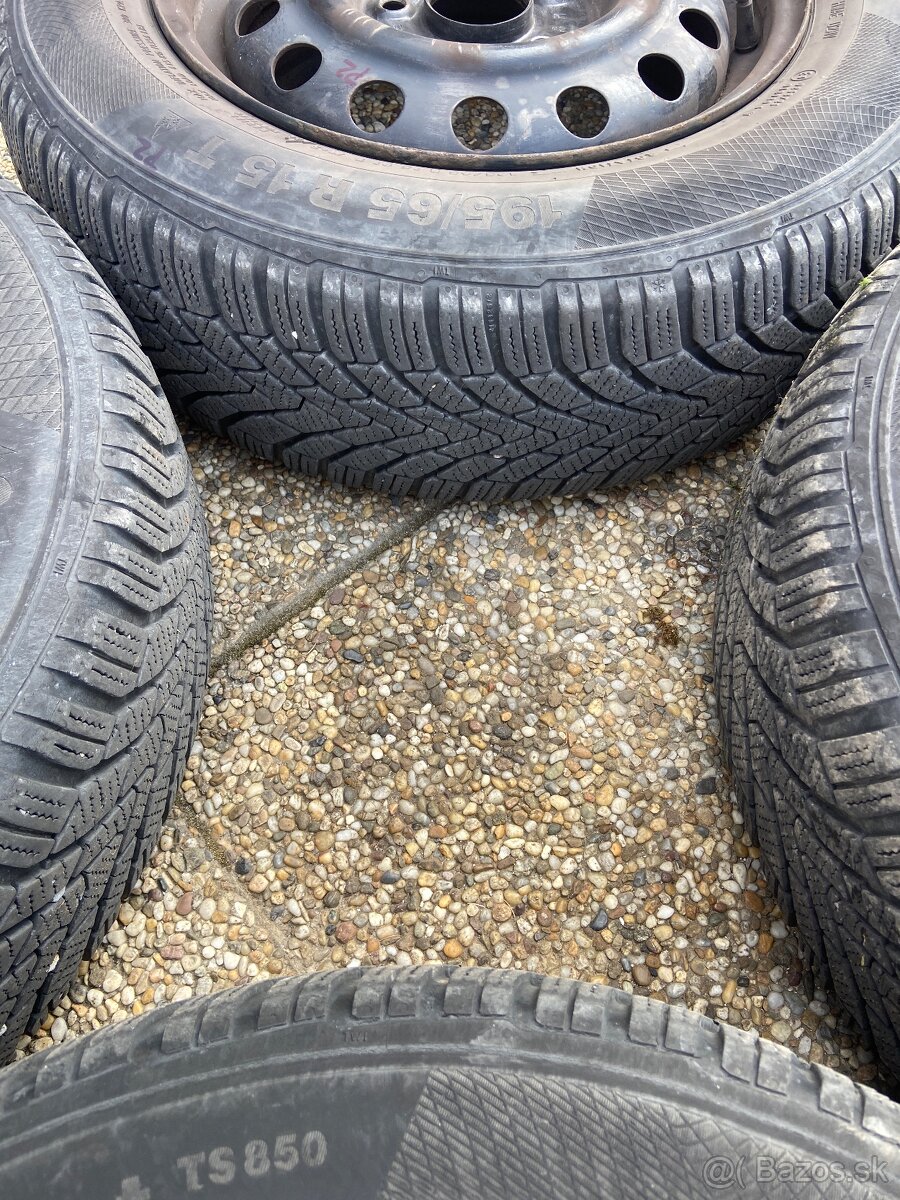 Predám plechy 5x114,3 + zimné pneu 195/65 r15 - 3
