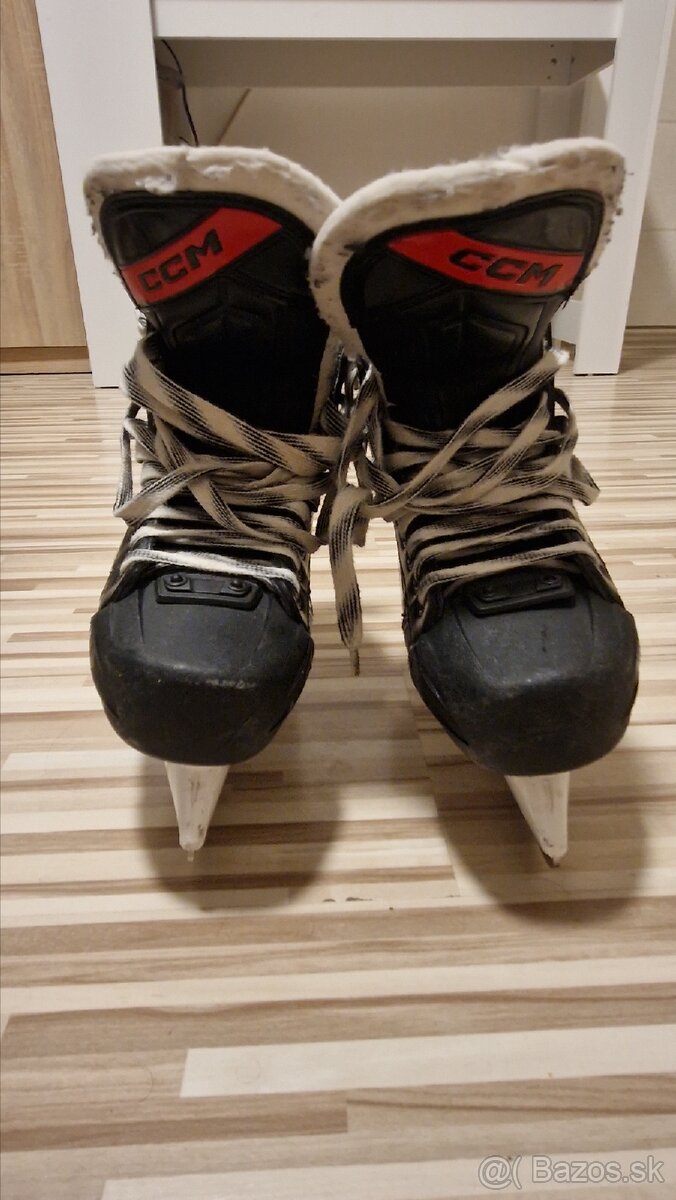 Hokejove korčule CCM - 3