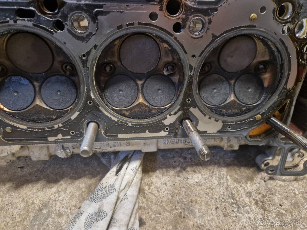 Hlavy motora 2.6 benzín, 125 kW - 3