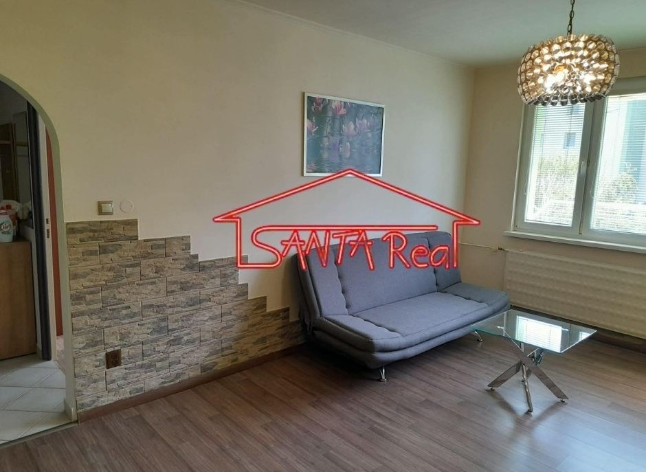 Predaj dvojgarsónky v centre Levíc, ID 584, - 3