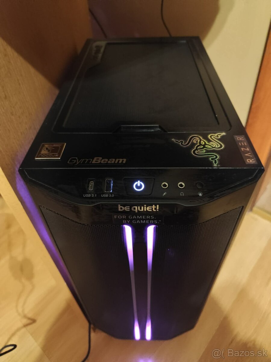 Celý herný set-up. - 3