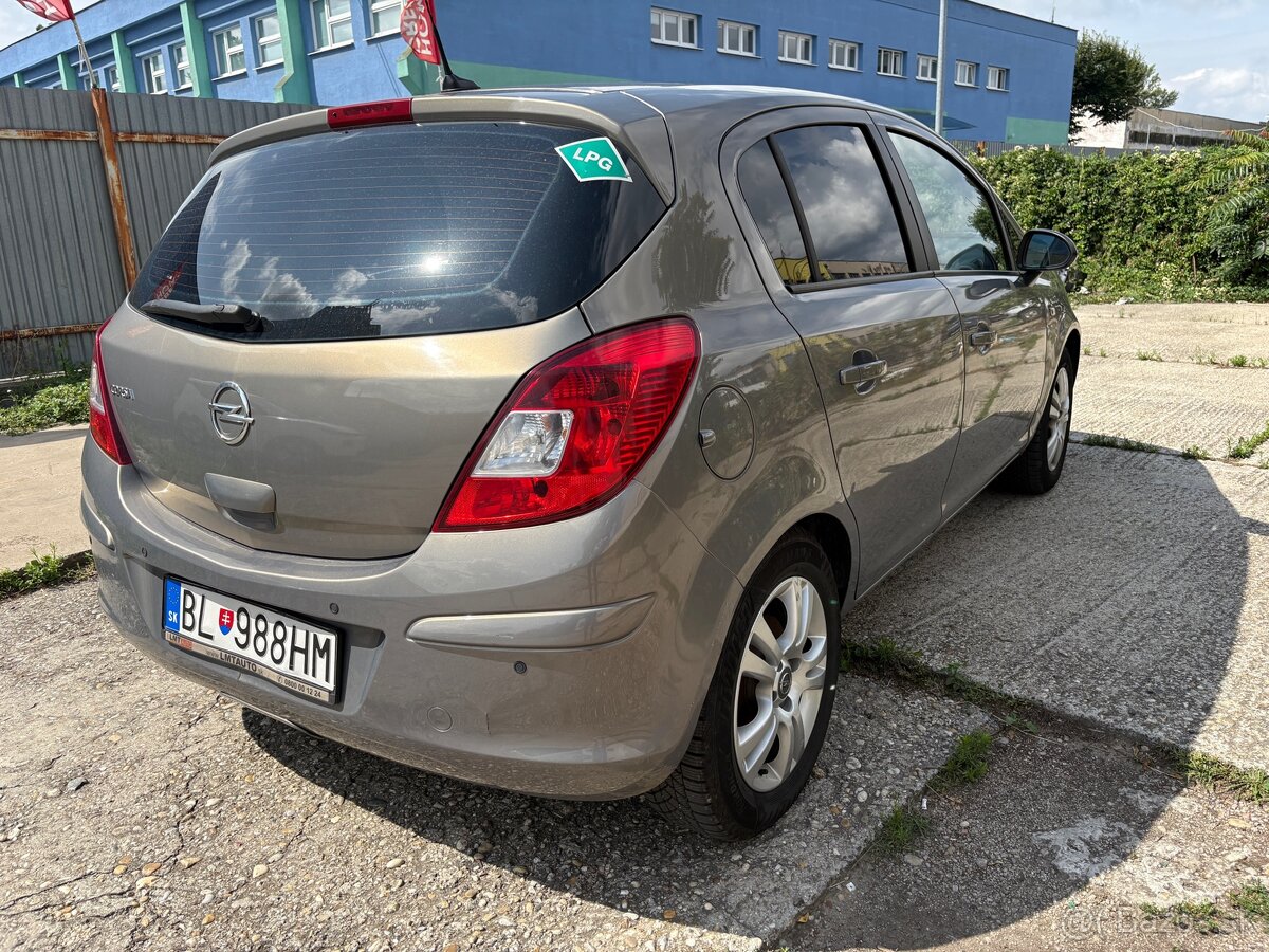 Opel Corsa 1,2 benzín/plyn - 3