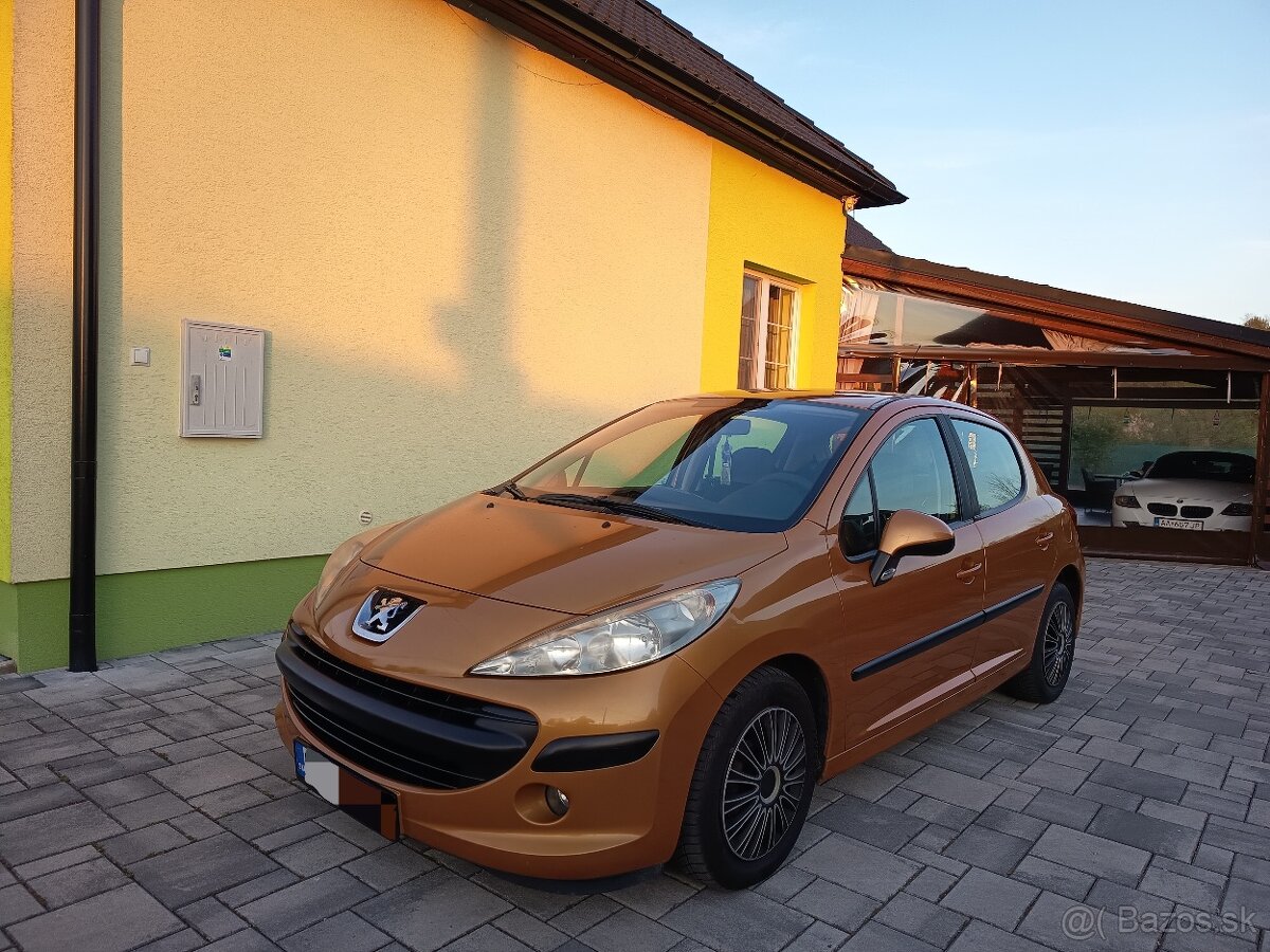 Peugeot 207 1,4 - 3