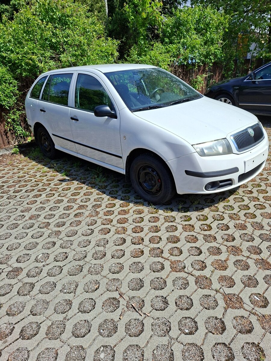 Škoda Fabia - 3
