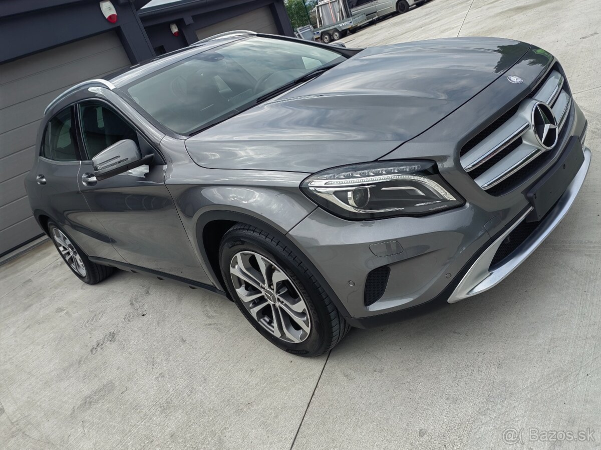 MERCEDES BENZ GLA 220 CDI 4MATIC - 3