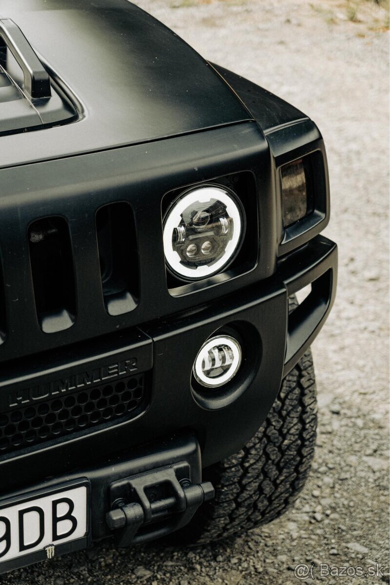 Hummer H3 BLACK Custom