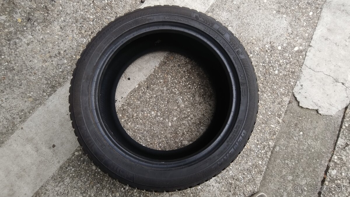 Predám zimnú Pneumatiku General 235/50 r19 103V - 3