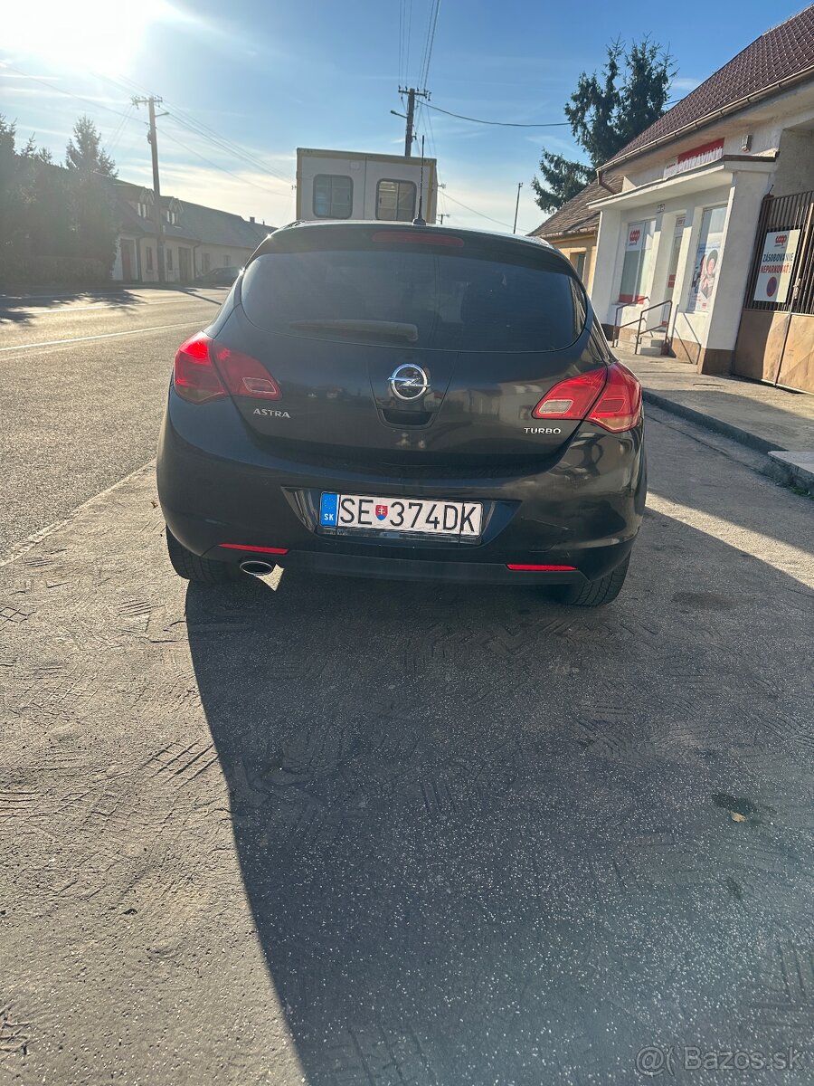 Opel Astra 1.4 T 120kW - 3