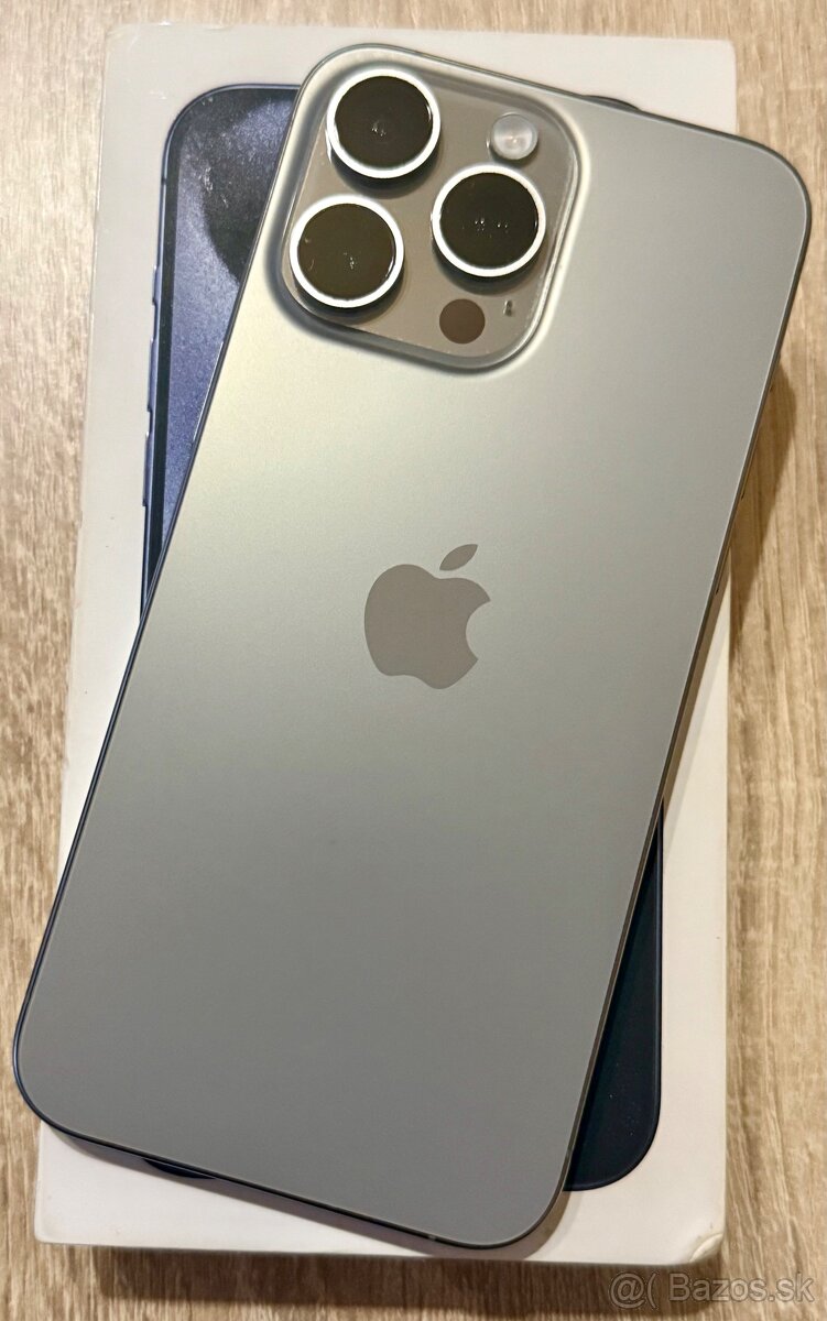 iPhone 15 Pro Max 256GB (Natural Titanium) - 3