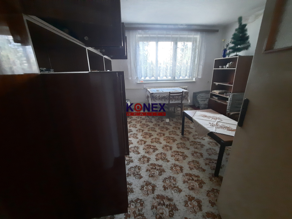 Poschodový rodinný dom na rekonštrukciu – NIŽNÝ HRUŠOV - 3