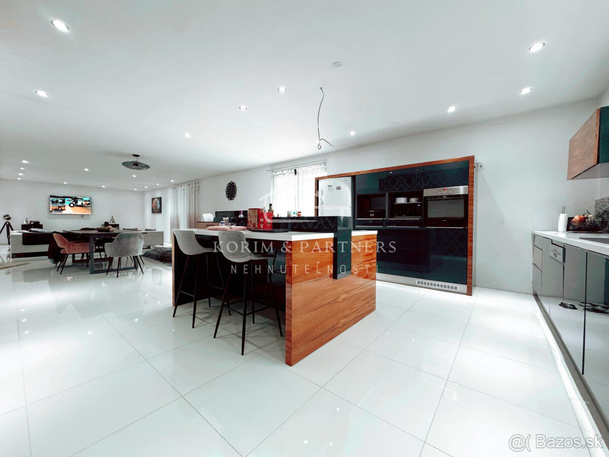 Prestížny rodinný dom na Veľkom Harčáši – symfónia priestoru - 3