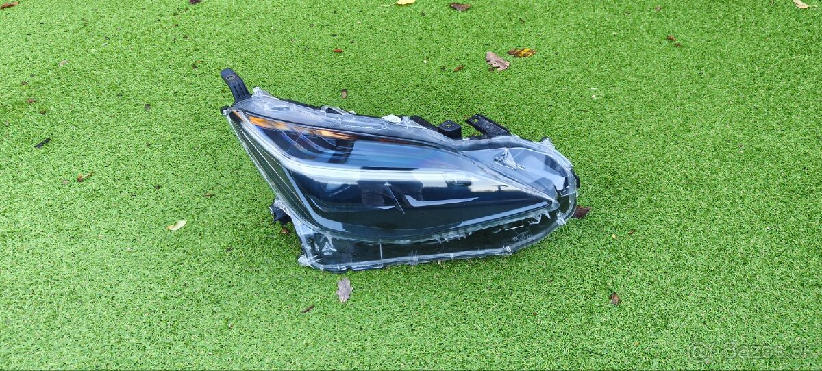 Svetlo Toyota Yaris Cross - 3