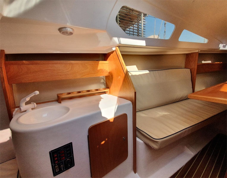 Plachetnica VIKO S22 - 3