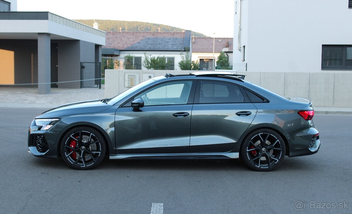 AUDI RS3 Limousine - NA PRENÁJOM - 3