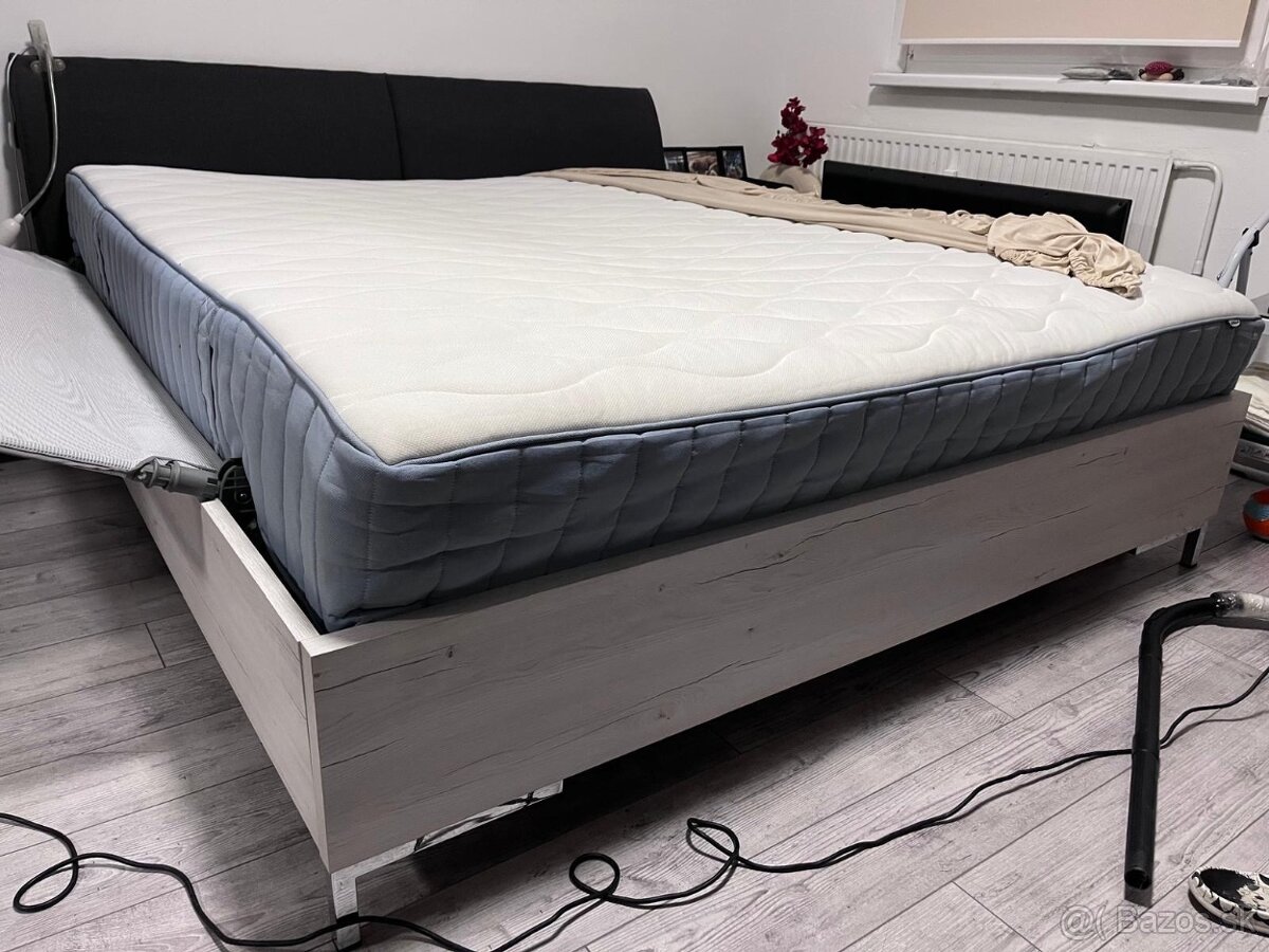 Manželská postel - 3