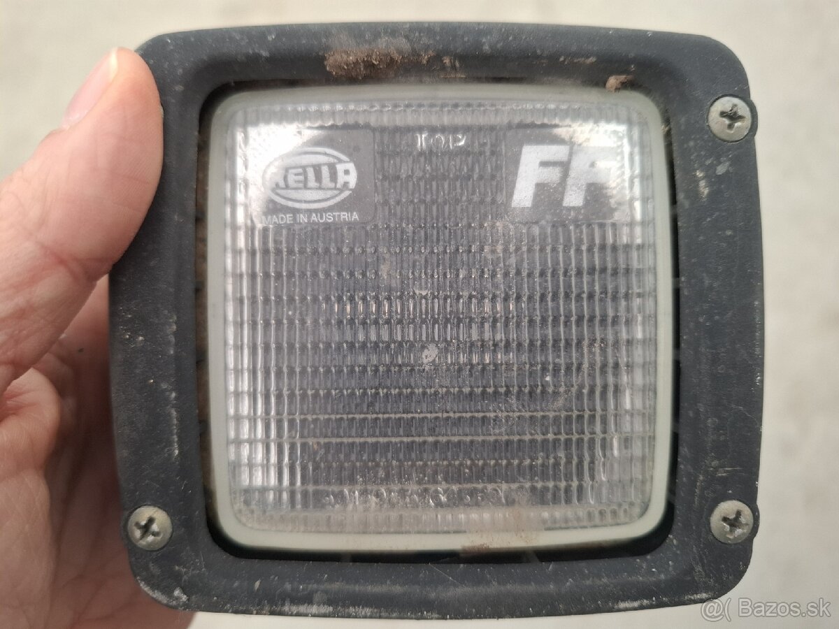 Pracovné svetlá Johm Deere 6010,7010 - 3