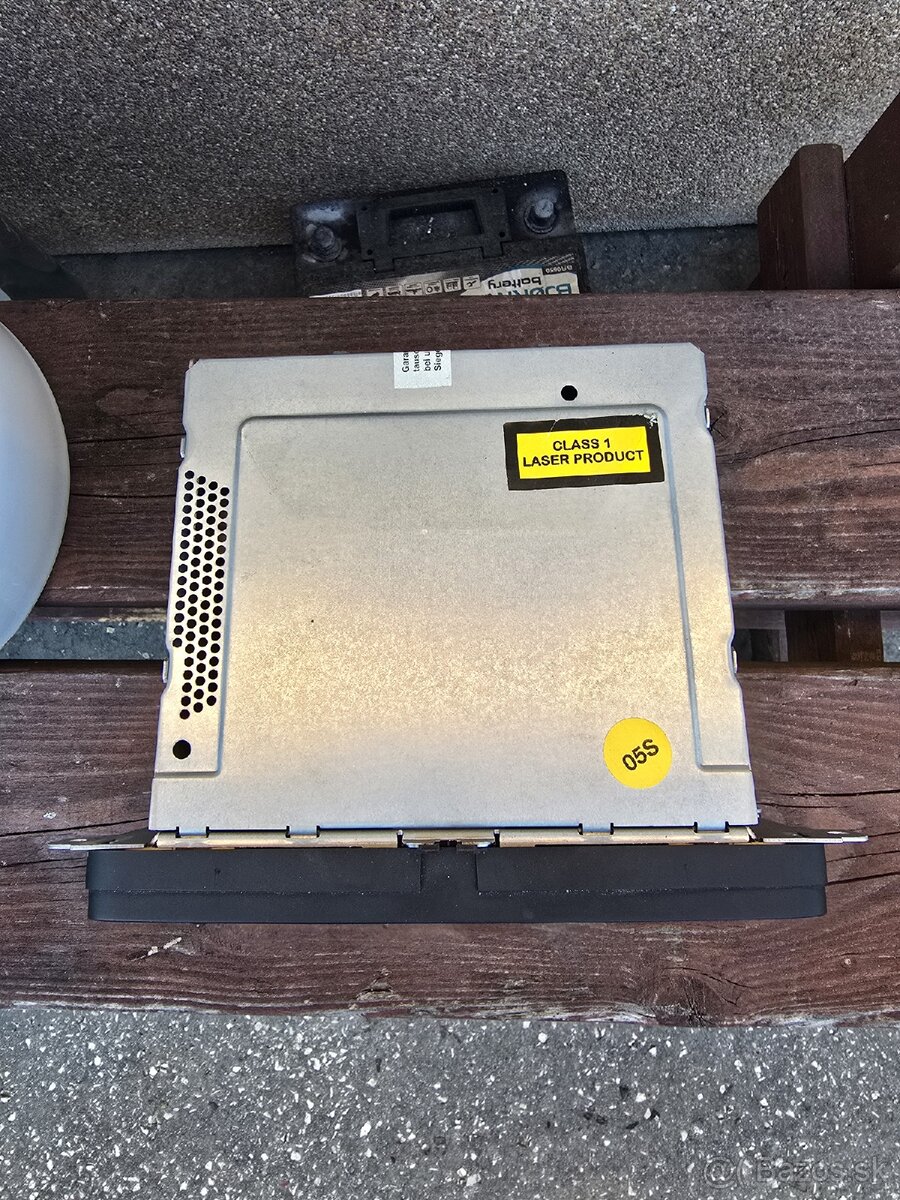 RCD300 autorádio - 3