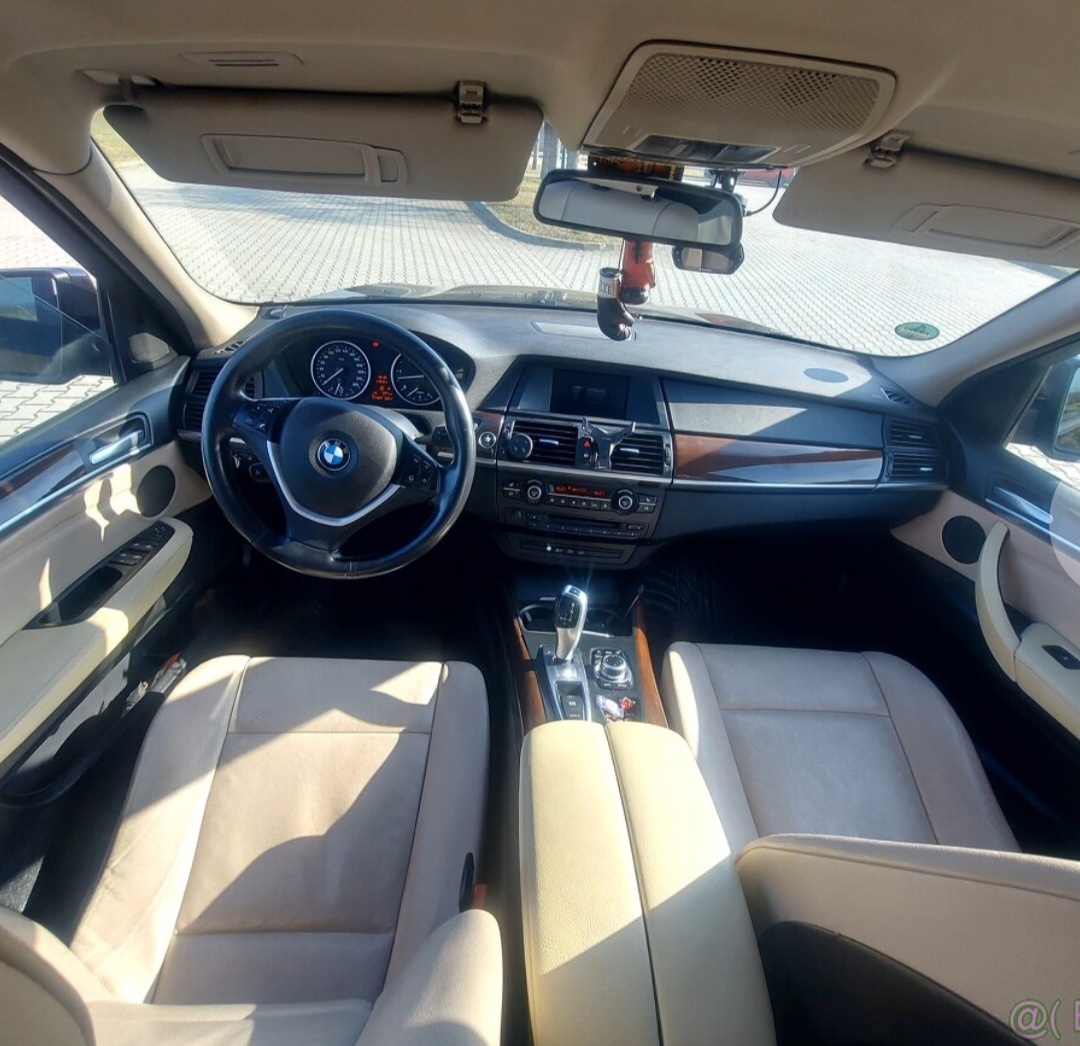 Predám BMW X5 e70 3.0d X-Drive 180kw Facelift - 3