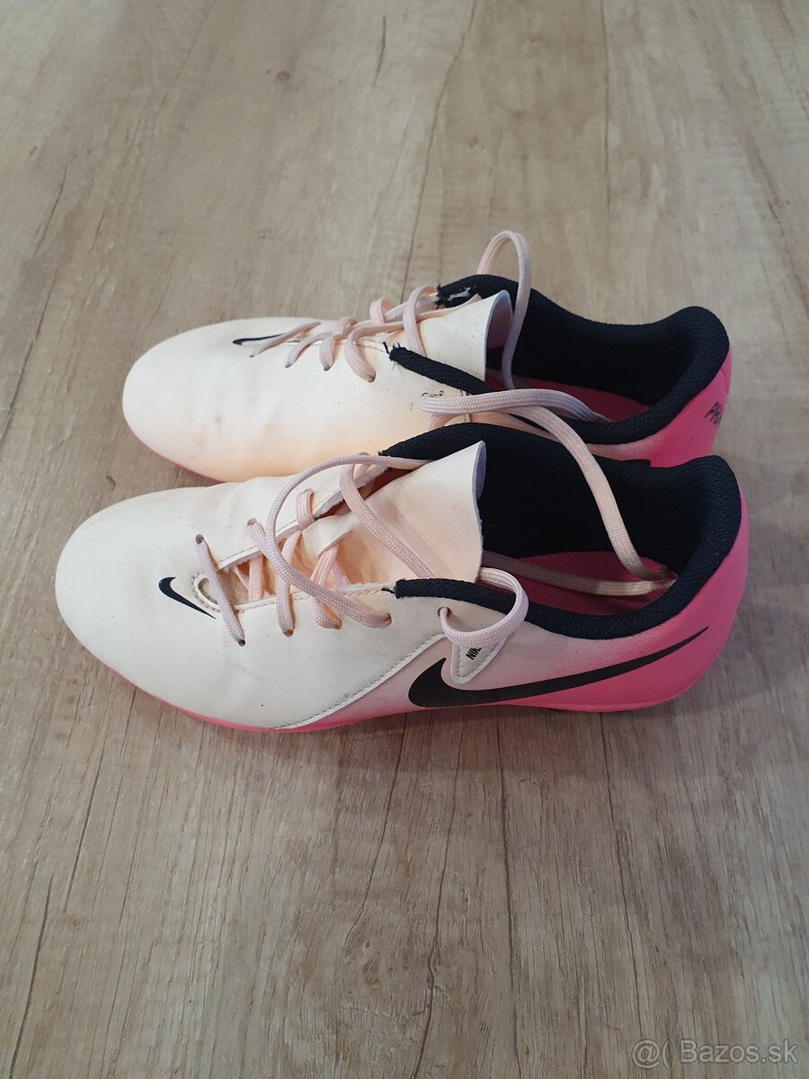 Dievčenské kopačky NIKE - 3