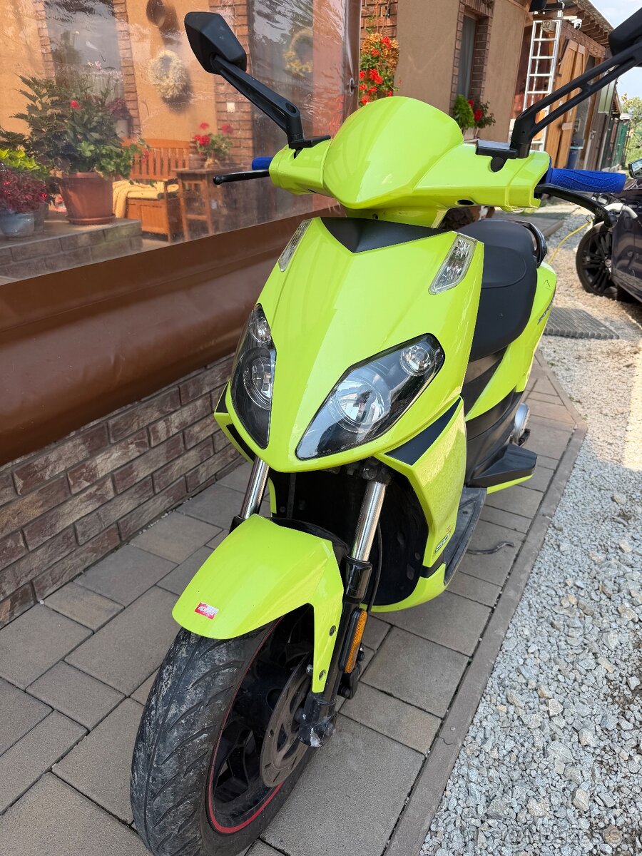Aprilia sr50 - 3