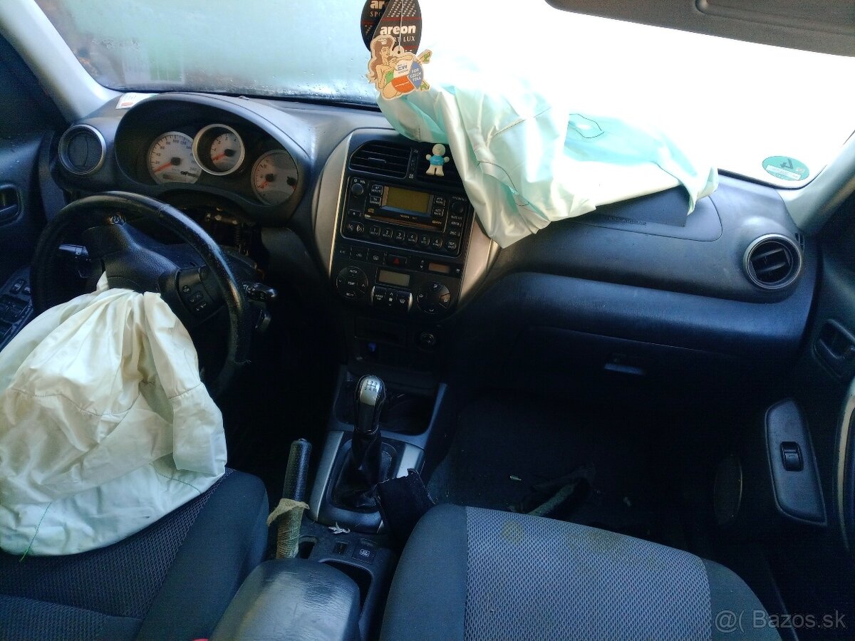 TOYOTA RAV4 2 2.0 D 85KW 2005 1CD-FTV - 3