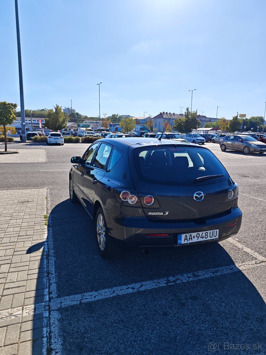 Mazda 3 - 3