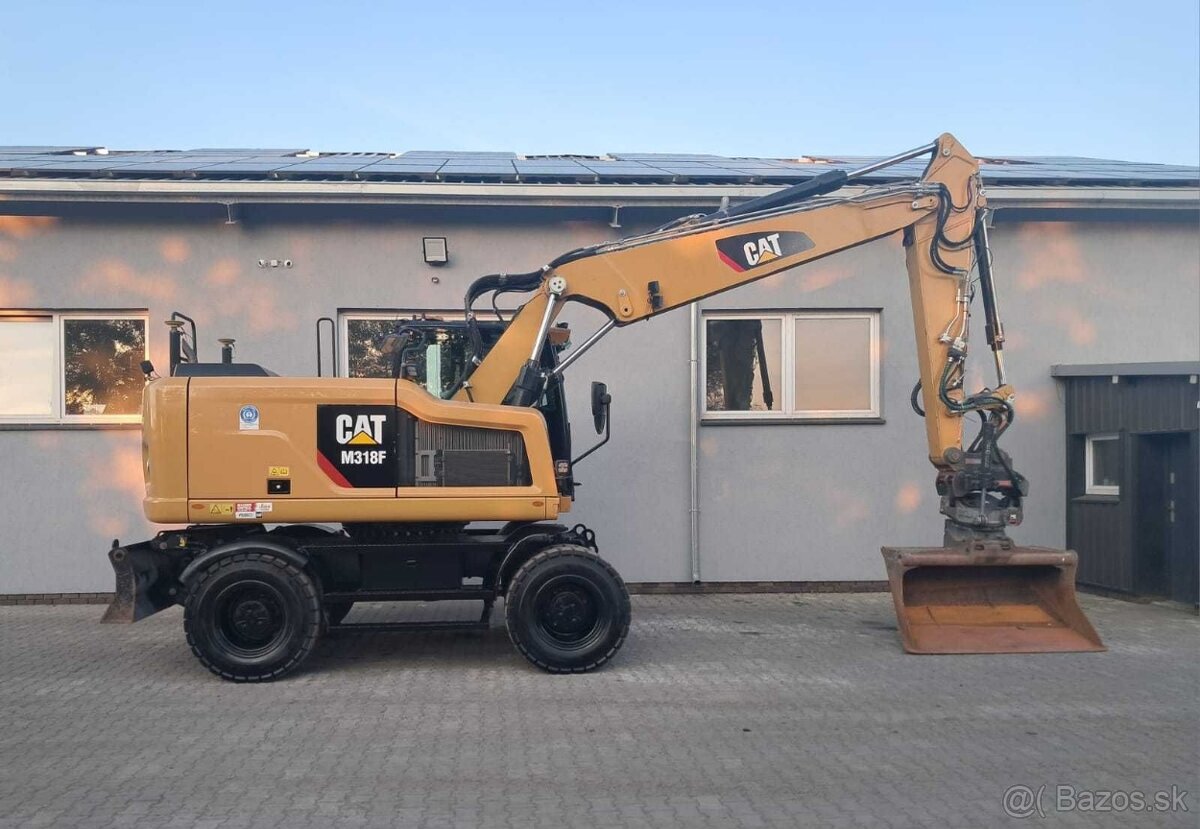 CATERPILLAR M318F + GPS 3D - 3