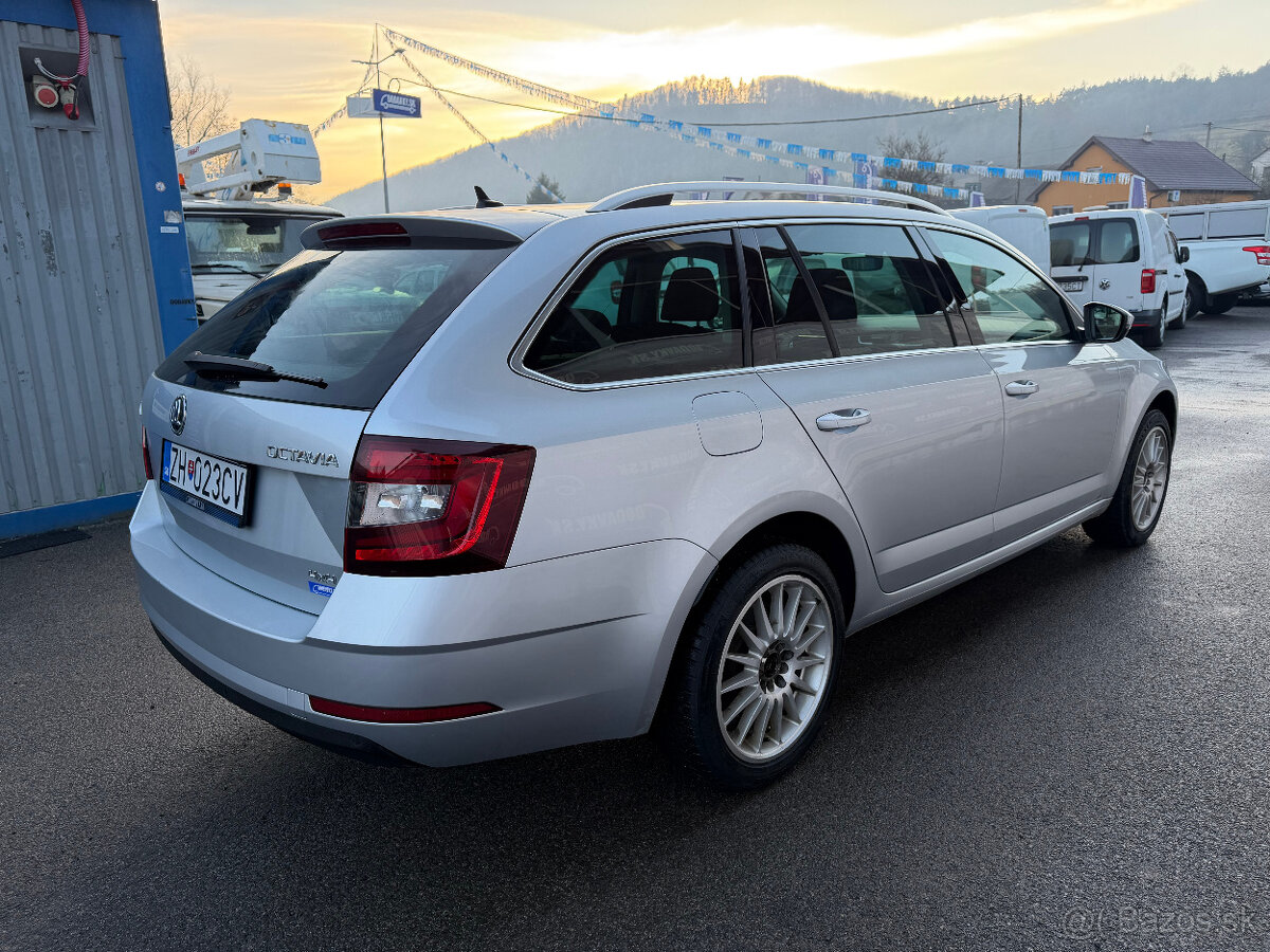 Škoda Octavia Combi 2.0 TDI 184k Style DSG 4x4 - 3