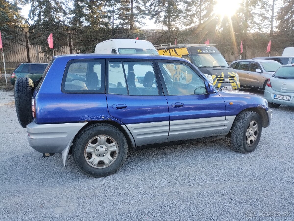 Toyota RAV4 2.0i 5D 2AB ABS A/C A/T - 3