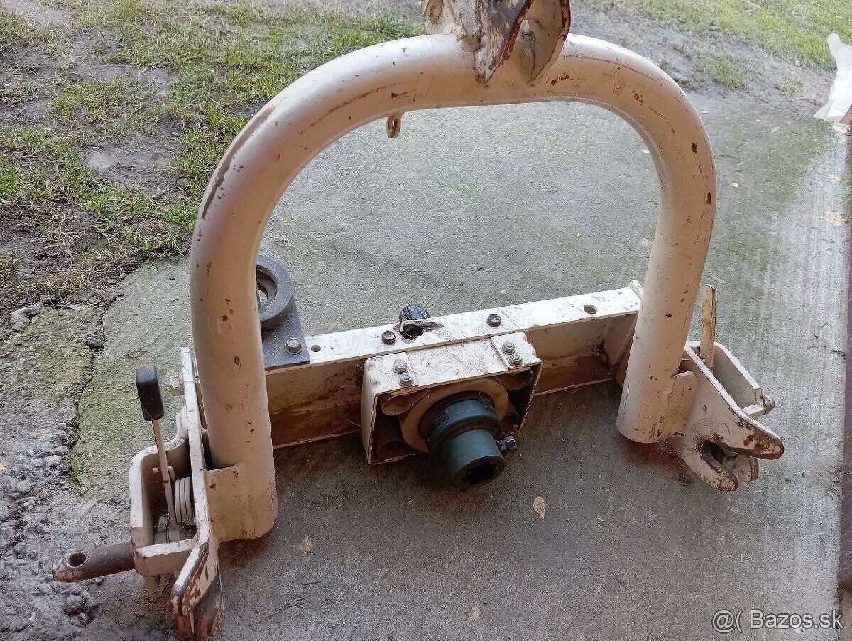 Rýchloupínak na malotraktor - 3