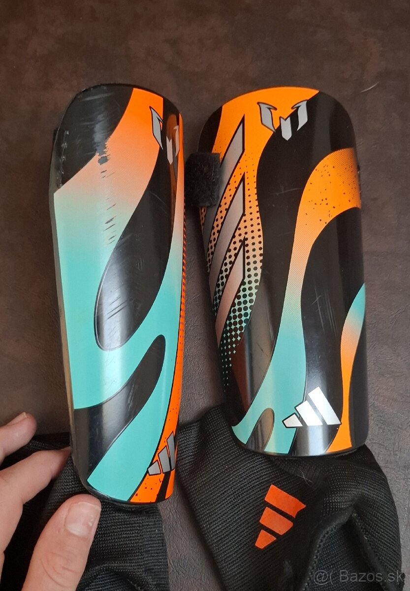 DETSKÉ FUTBALOVÉ CHRÁNIČE - 3