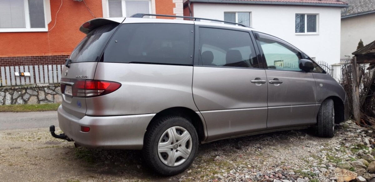 Toyota Previa - 3