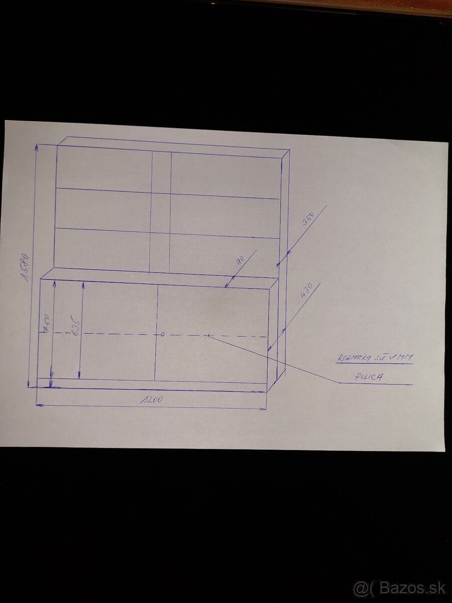 Skriňa s vitrinou - 3