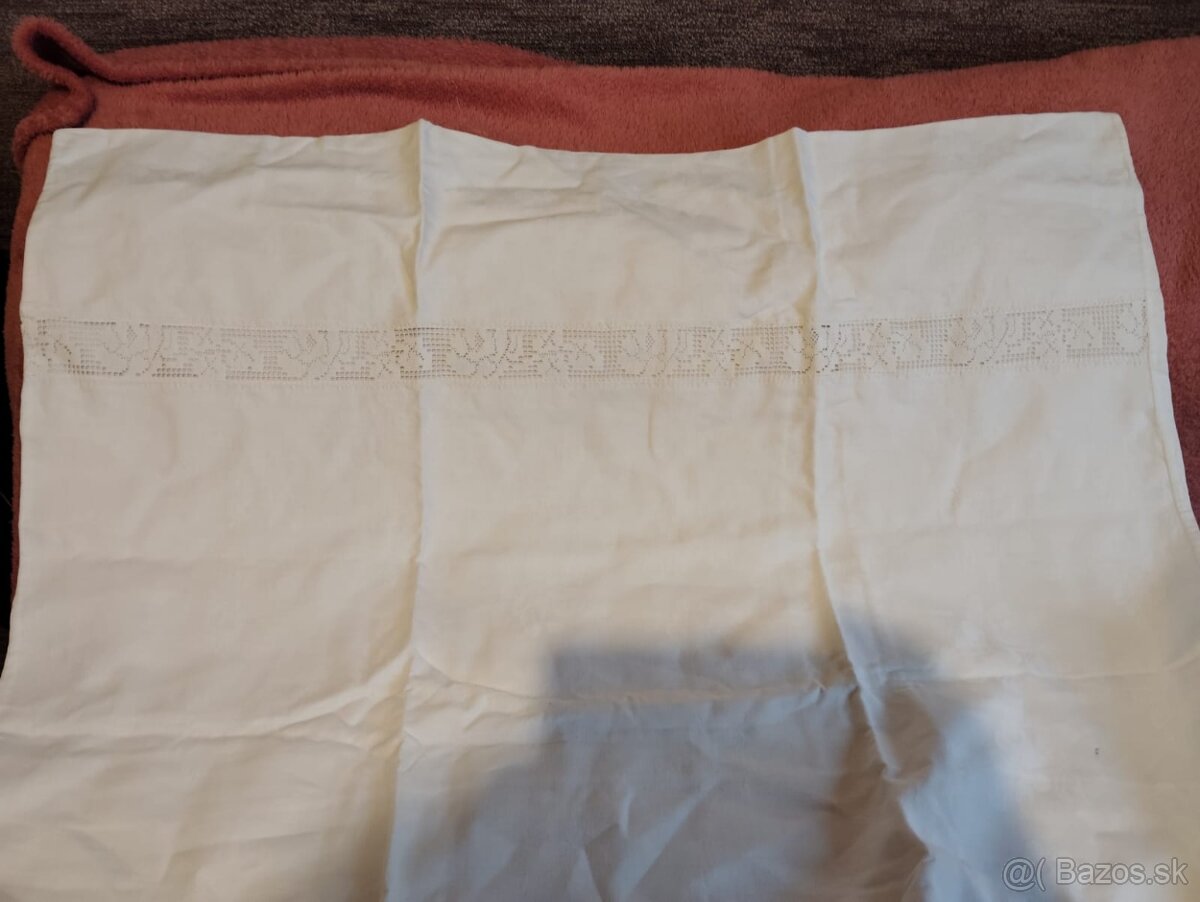 Krajky, výšivky - 3