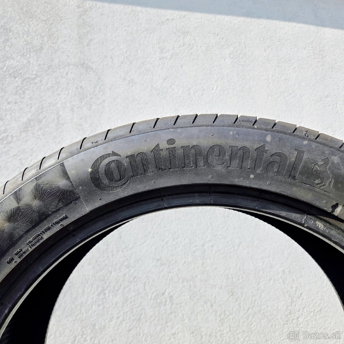 Continental 255/45 R20 - 3