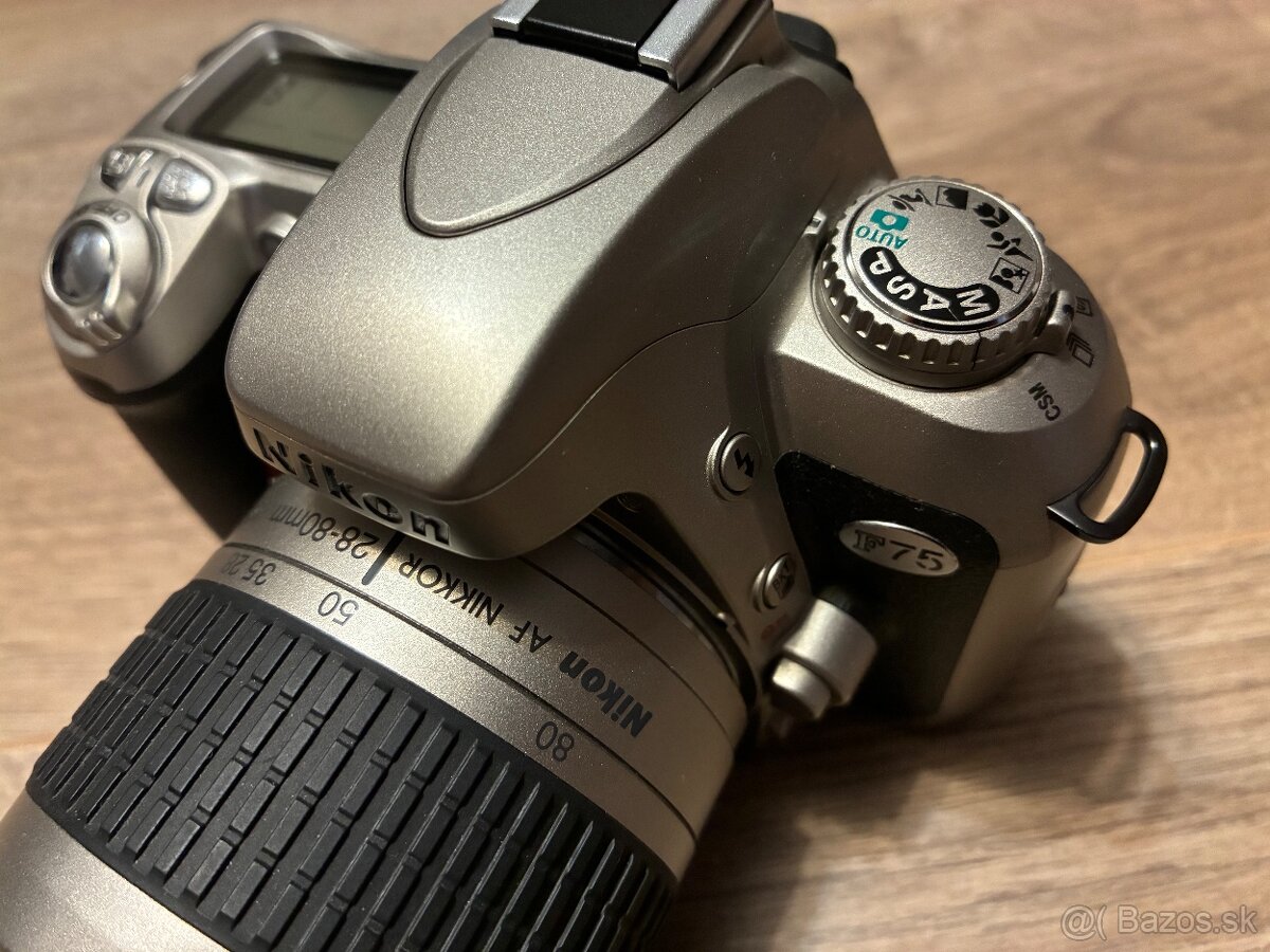 Nikon F75 s objektívom 28-80mm - 3