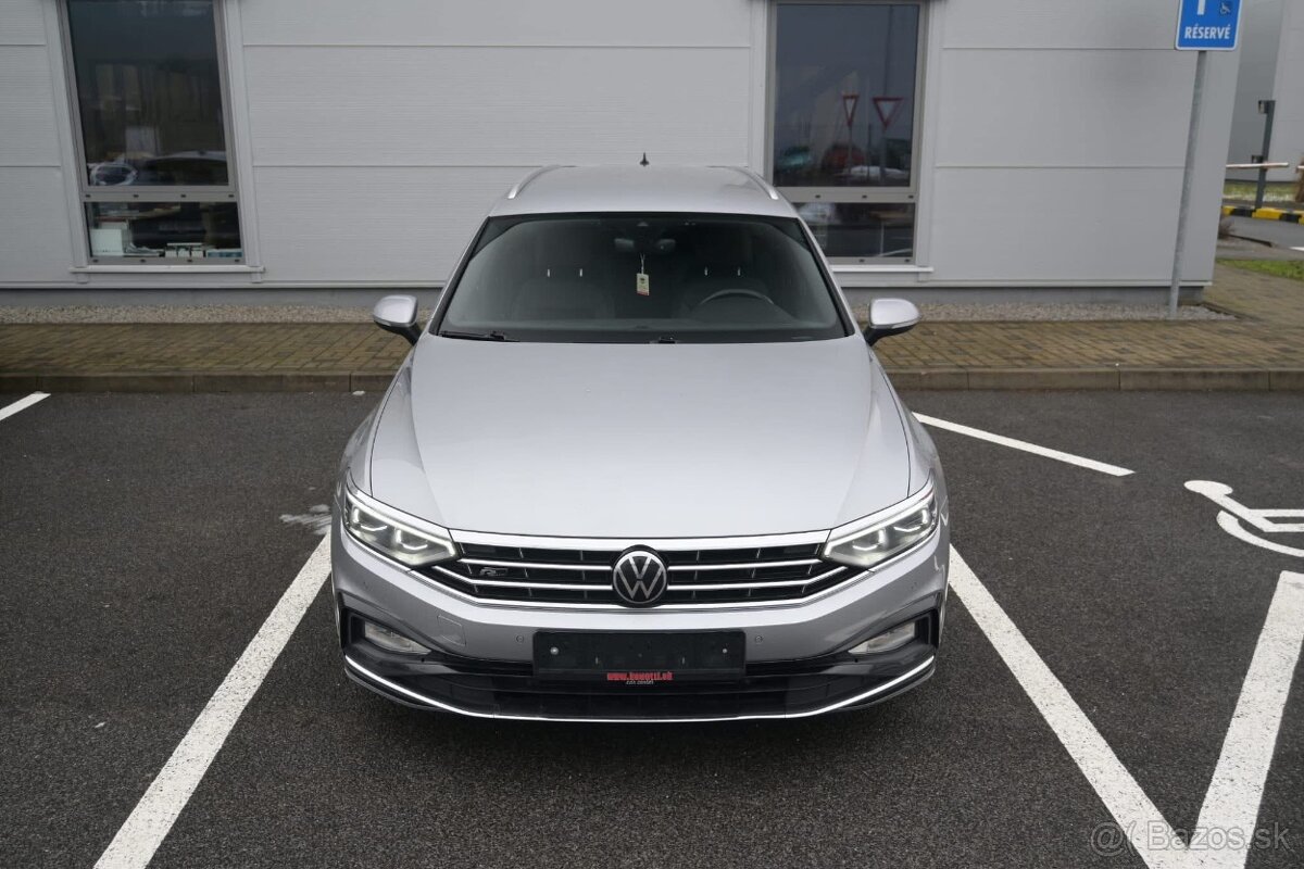 Volkswagen Passat Variant (Combi) R-Line 147 kW 4MOTION - 3
