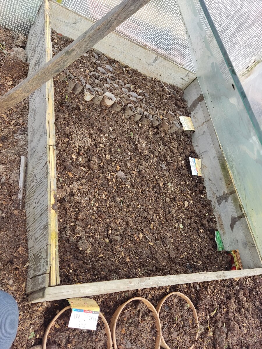 Sklo na Parenisko,Vyvýšený záhon,Pergola a pod. - 3