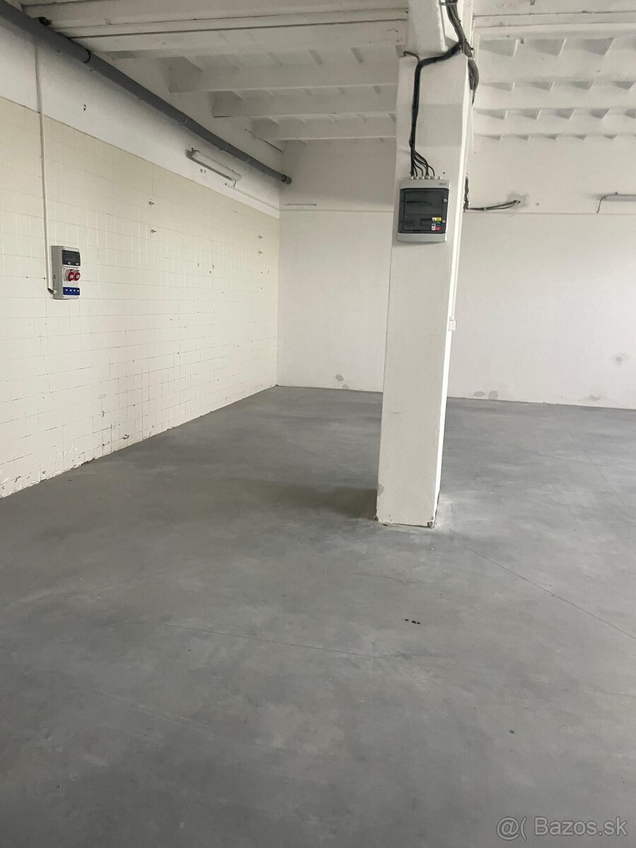 Prenájom hál, lakovne a vonkajsich ploch - Lukov Dvor - 3