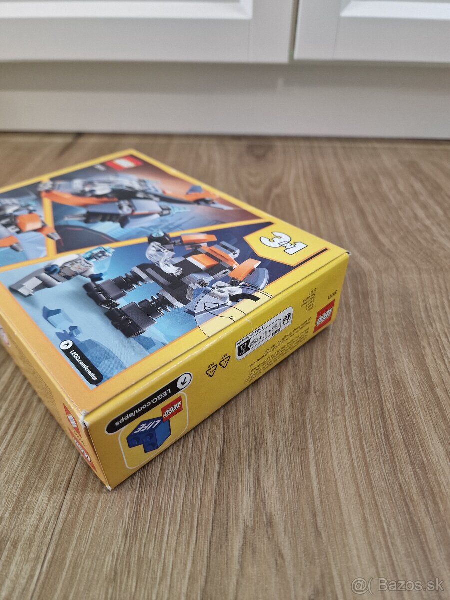 LEGO Creator 31111 3 in 1 Cyber Drone - 3