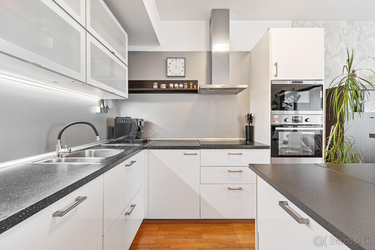 Moderný 3-izbový byt s predzáhradkou a terasou - 3