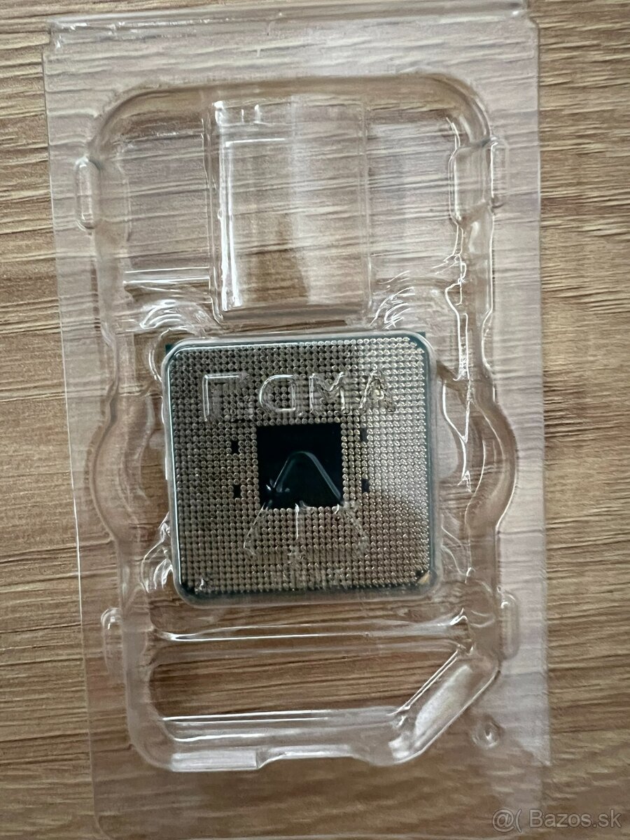 Predám procesor AMD Ryzen 5 3600XT - 3