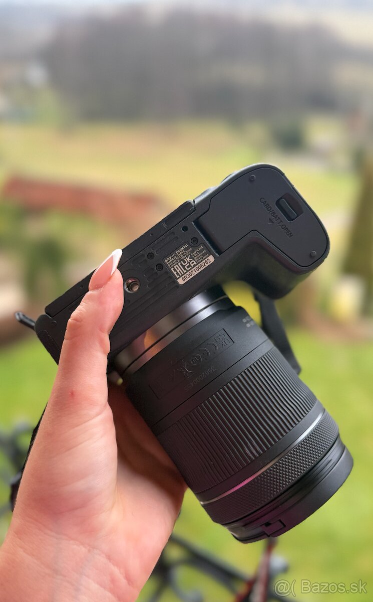 Canon EOS RP + RF 24-105 mm + objektív, blesk zadarmo k tomu - 3