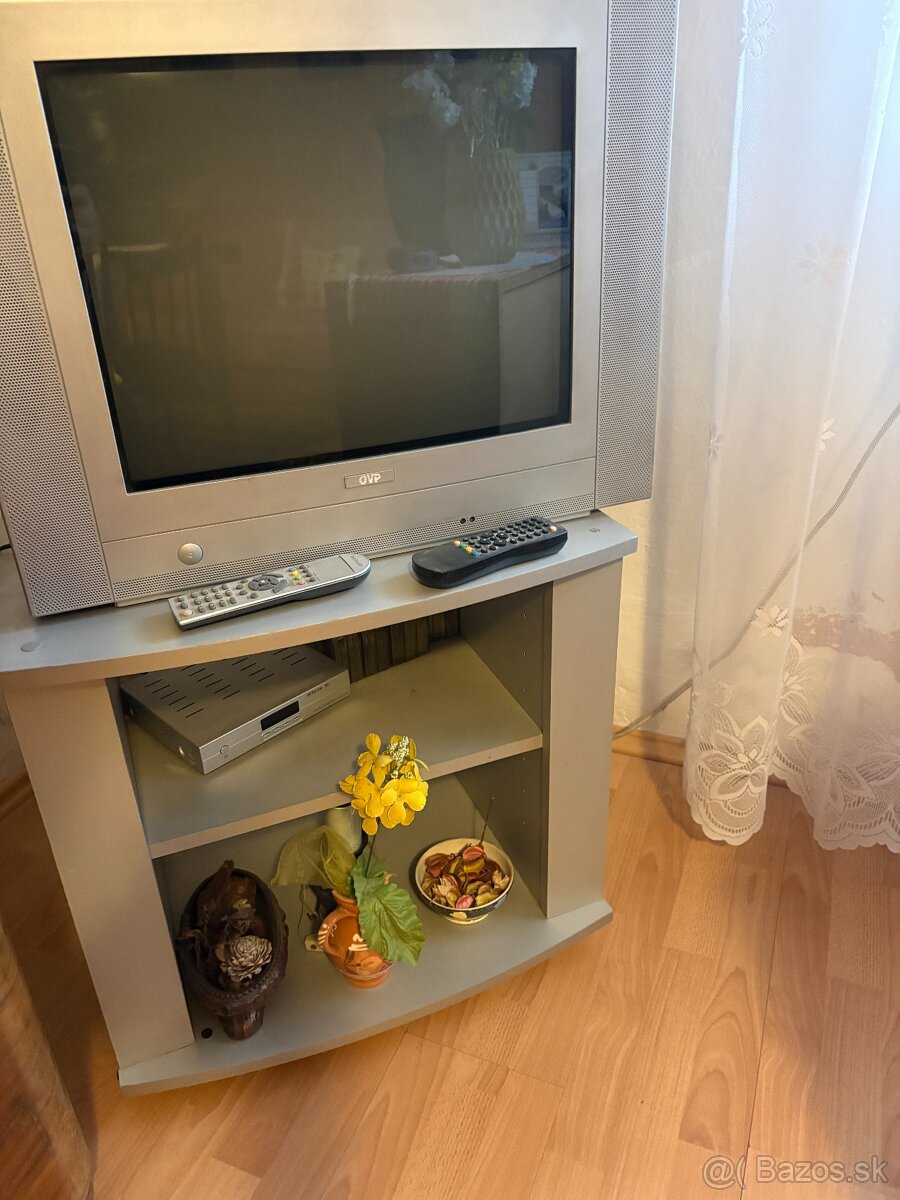 Televízor OVP 51 cm s poličkou/stolíkom - 3