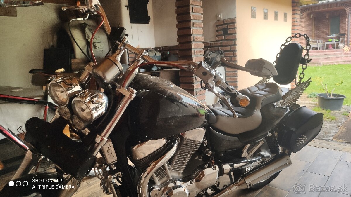 Suzuki intruder 1400 - 3